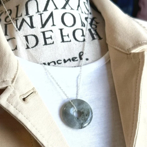 Maximalist gray Labradorite donut 925 silver statement necklace - Picture 2 of 5